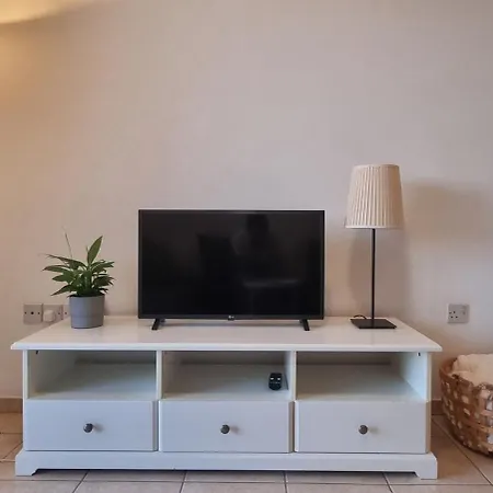 The Cozy In דירה *