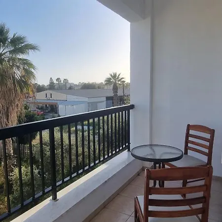 The Cozy In Apartment Larnaca