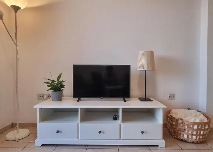 The Cozy In דירה *